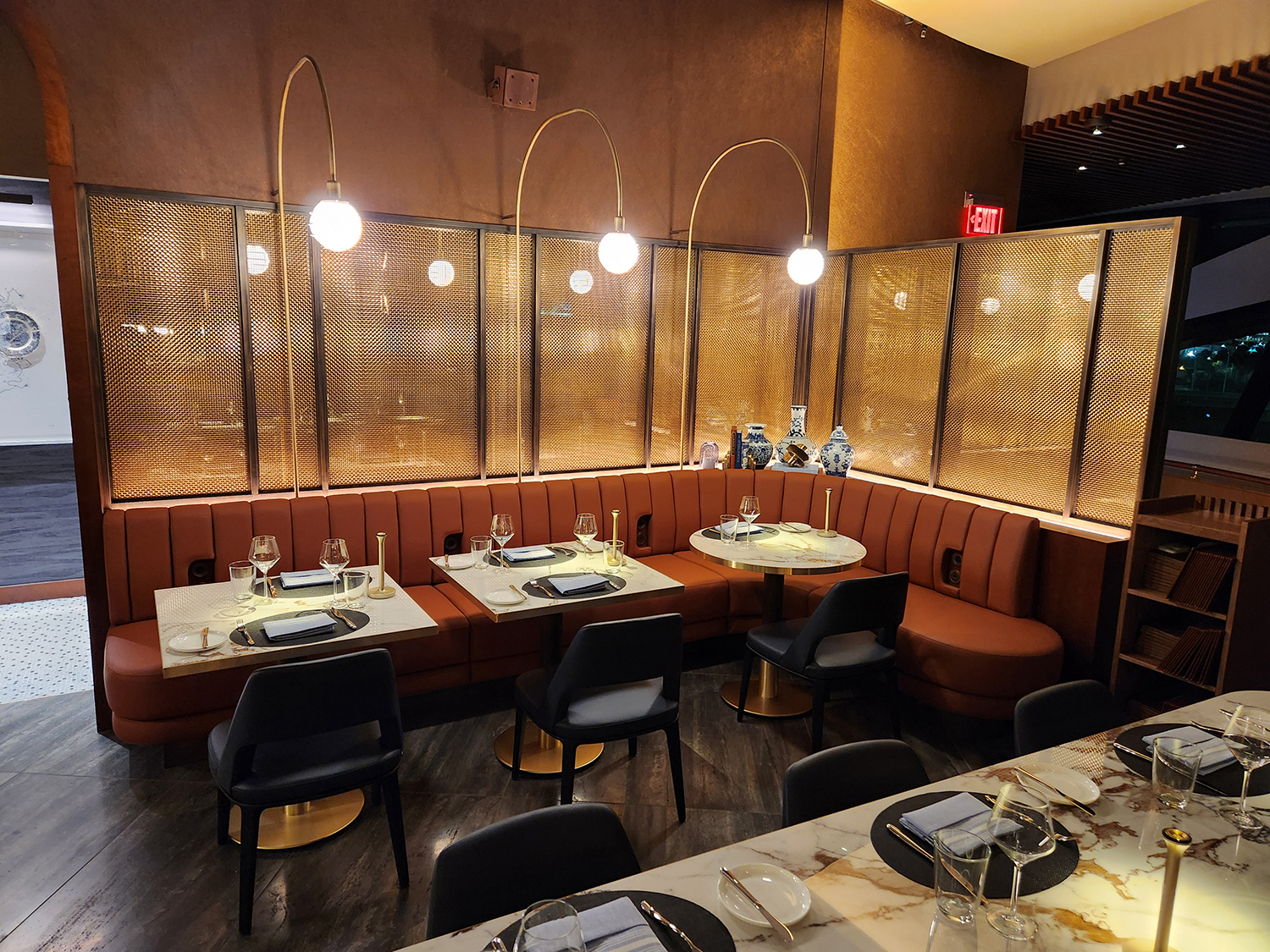 Dining area with brass partition